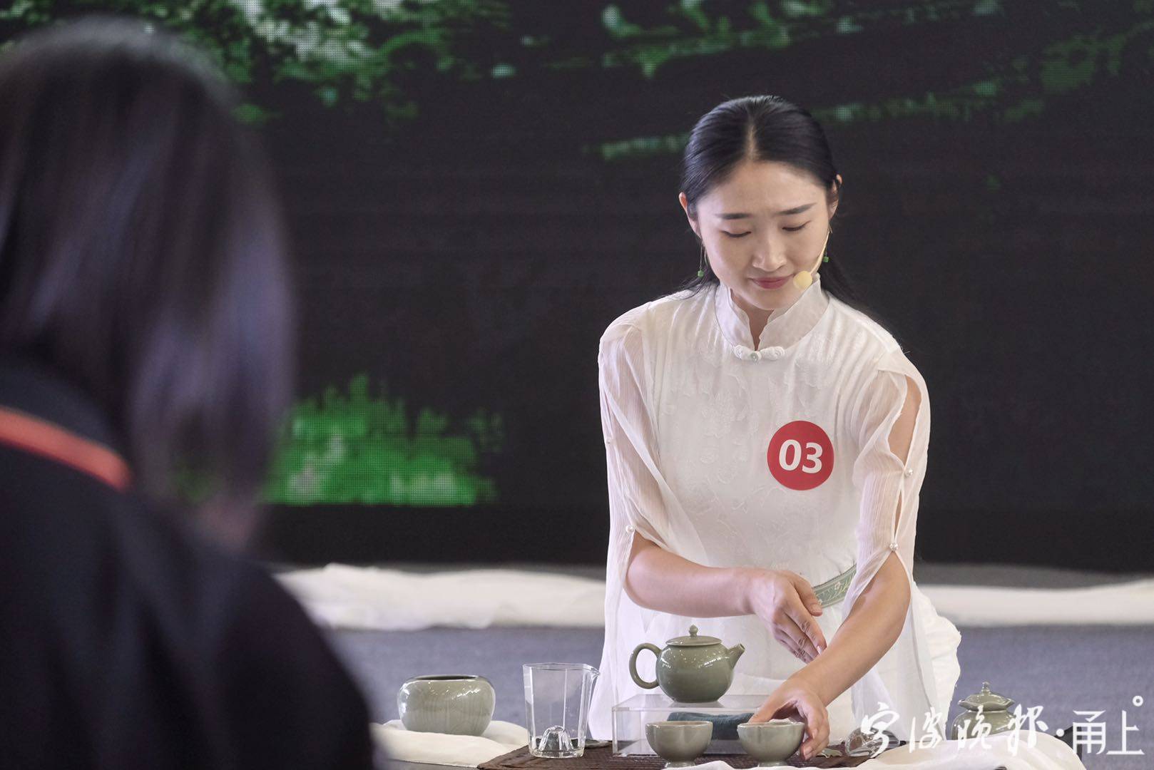 桥下拉吊环比赛直播,桥吊比武视频