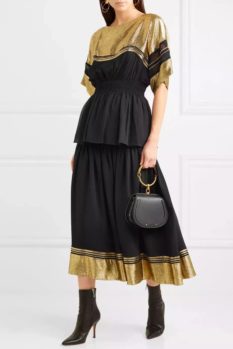 裙摆大衣怎么穿好看,大衣里面的裙子怎么穿