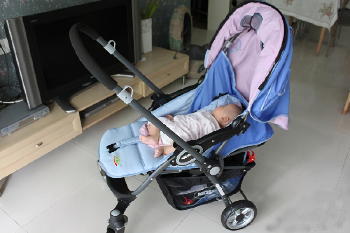 四个月婴儿脊柱变形怎么治疗,5个月宝宝脊柱发育错误