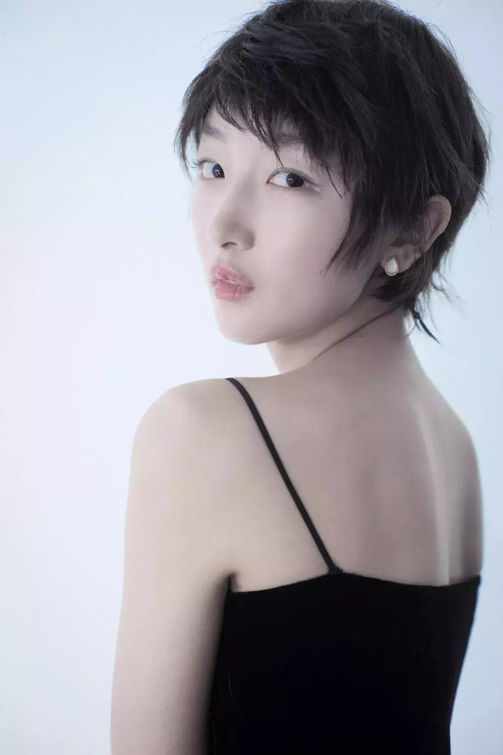 明星的发型是什么发型,明星发型男2020流行发型