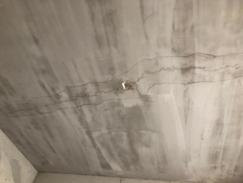 浴室地面漏水如何处理,浴室漏水的原因及处理方法