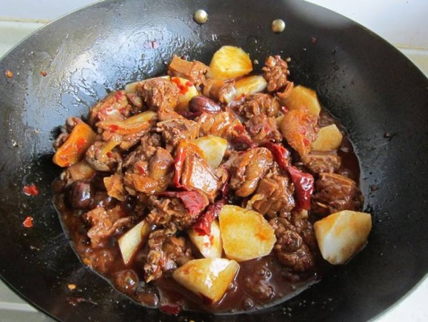 秋天吃鸭肉最好吃的8种做法,春天的鸭肉怎么做才好吃