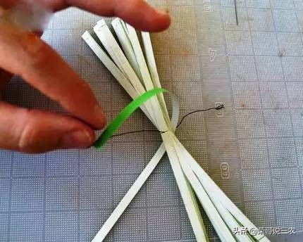 正月十五闹花灯欢乐喜庆过元宵,元宵节的灯笼和花灯怎么做