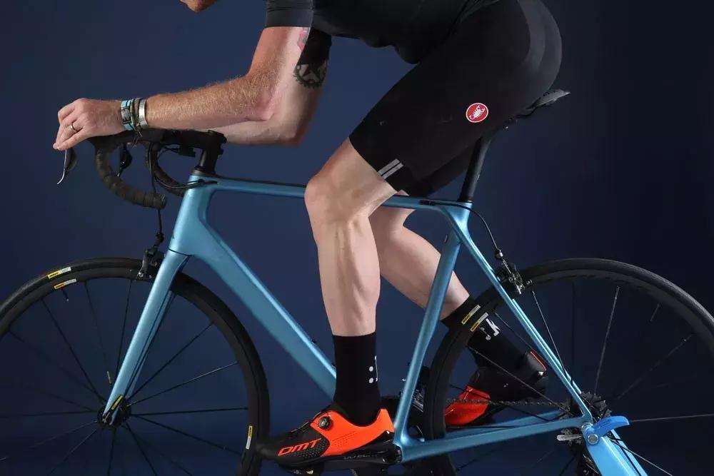 电动自行车鞍座高度标准,鞍座前后离地高度多少以内合适