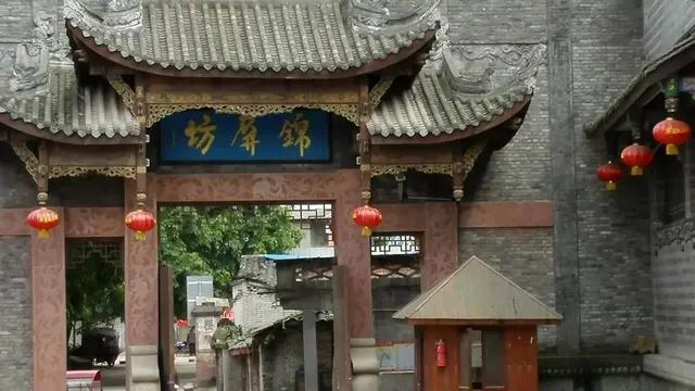 这个川中第一古镇仙气逼人，据说来过的女子回去之后都变漂亮了！