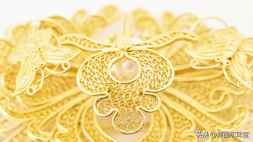 夏天戴什么珠宝首饰最好,买什么样的珠宝保值增值