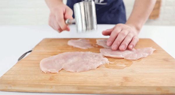 在家做香酥鸡排香嫩不柴,怎样才能做出外酥里嫩的炸鸡排