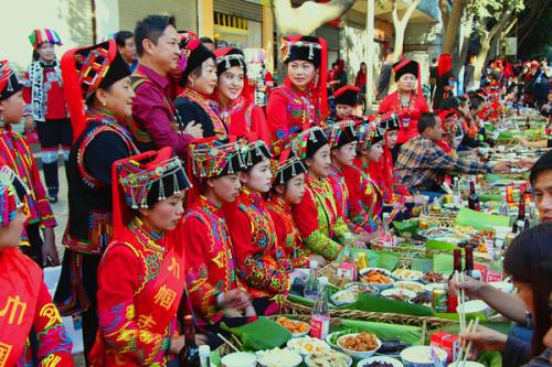 打动“音乐诗人”李健的高原湖泊,原来来这儿旅游如此休闲惬意