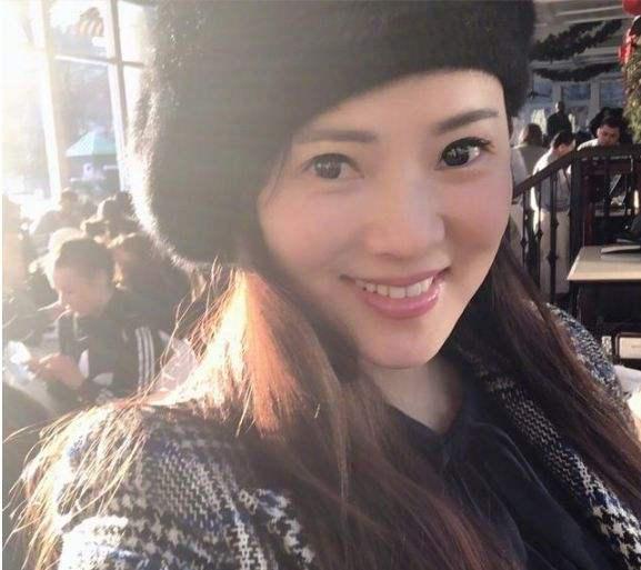 原生家庭对孩子的影响多大伊能静,伊能静自曝原生家庭的不幸