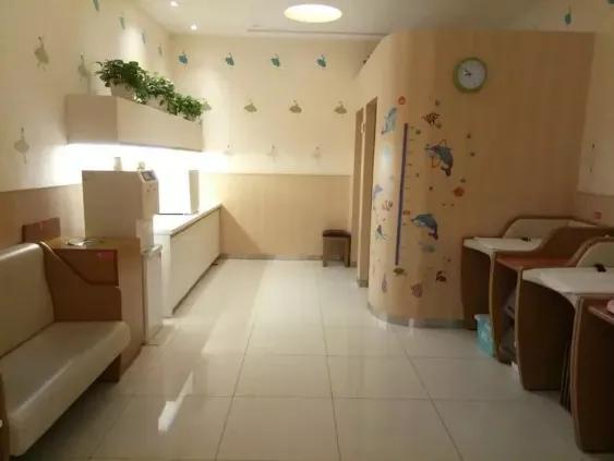 鸿星尔克感人直播间被感动哭,鸿星尔克为河南捐5000万