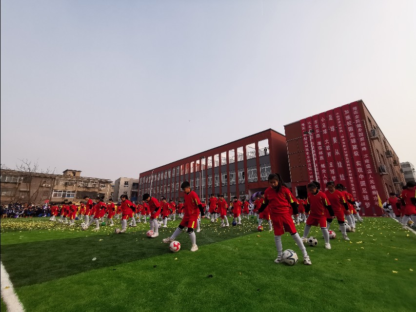 校园足球杯圆满落幕,华奥杯校园足球联赛