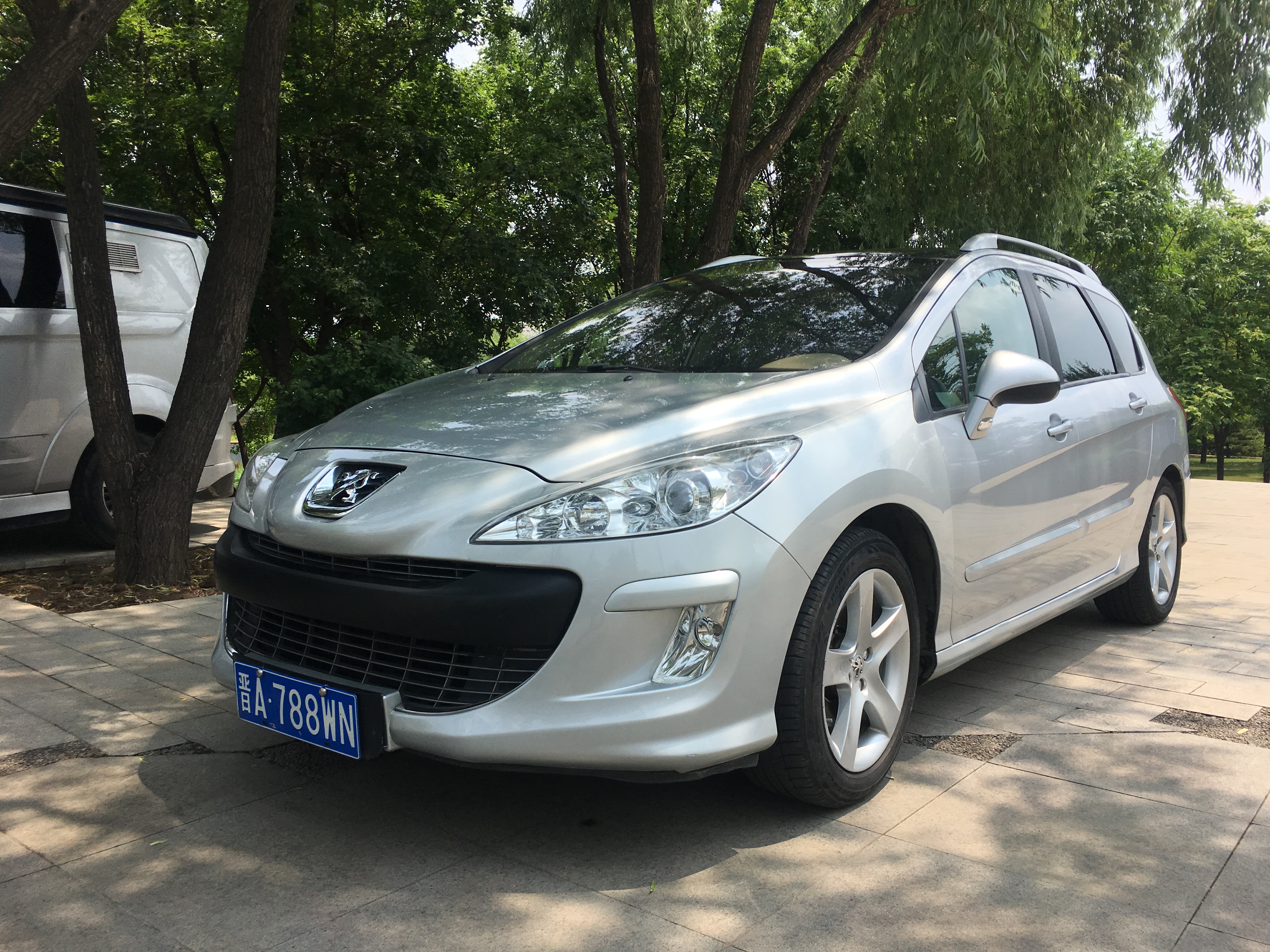 法系车老款标致308,标致308sw算b级车