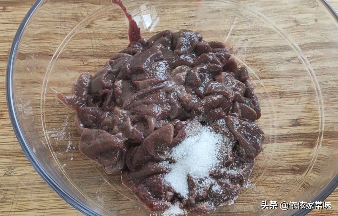 炒猪肝鲜嫩不老的诀窍,怎么炒猪肝不老又嫩又好吃