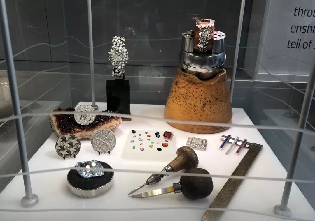 江诗丹顿美国1921腕表价格,最便宜的江诗丹顿女士腕表推荐