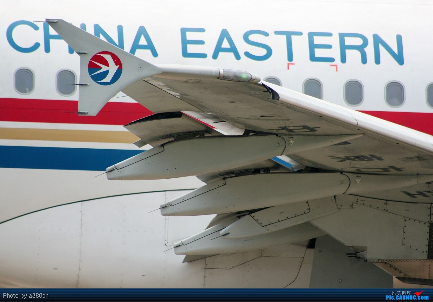 当飞机“被雷劈”，如何才能避免俄航的惨痛教训？