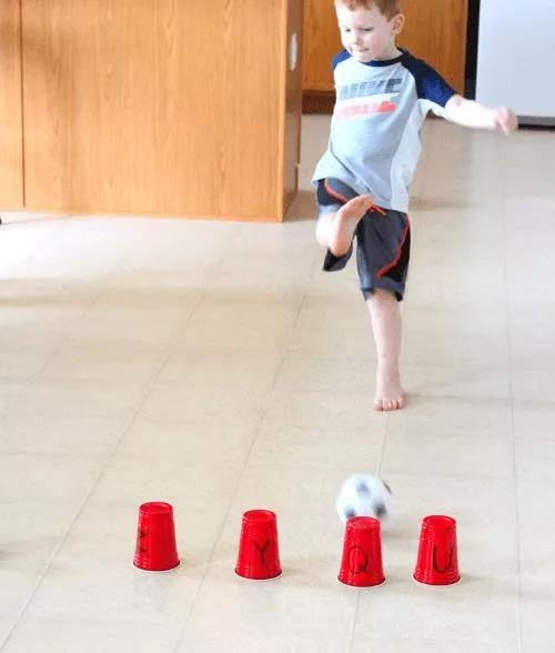 小孩子促进大脑发育的游戏,训练小孩大脑思维的游戏