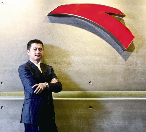 安踏什么时候收购耐克阿迪 (安踏超越阿迪中国紧追耐克)