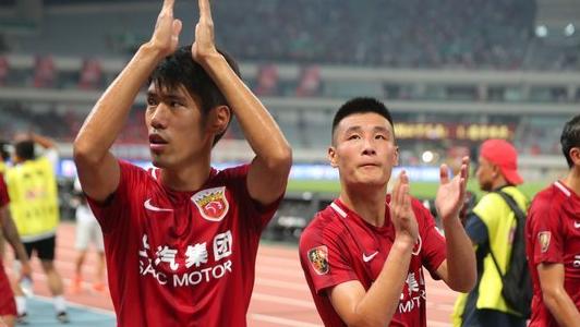 国足开启换血模式：征召海港二将众望所归，35岁郜林仍可一战