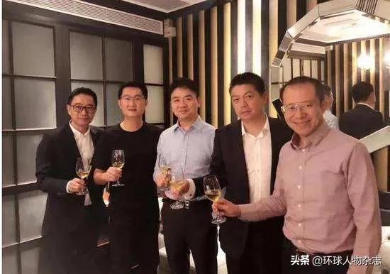 “天天有三折”的唯品会股价拉胯，连“马云最想见的男人”也救不了它？