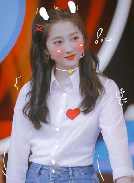 关晓彤的签名值钱吗,关晓彤签名笔