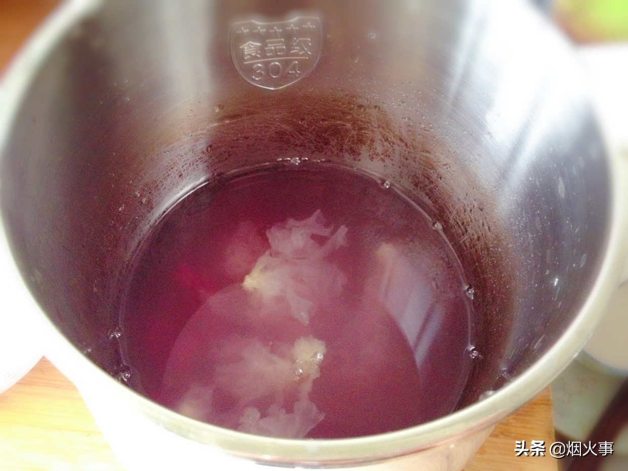 如何让银耳熬15分钟就会有胶质感,银耳太容易出胶质量好不好