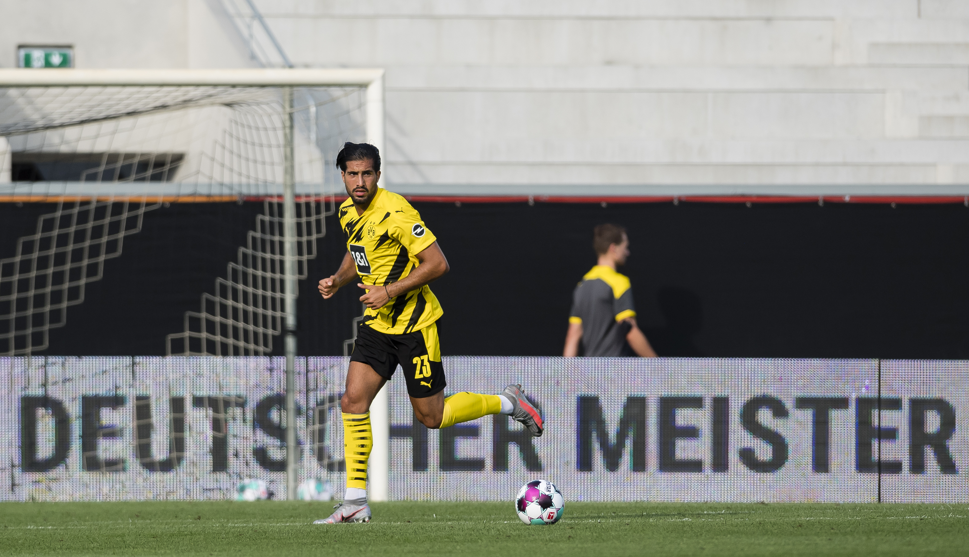 远射埃姆雷詹,埃姆雷詹为球队贡献