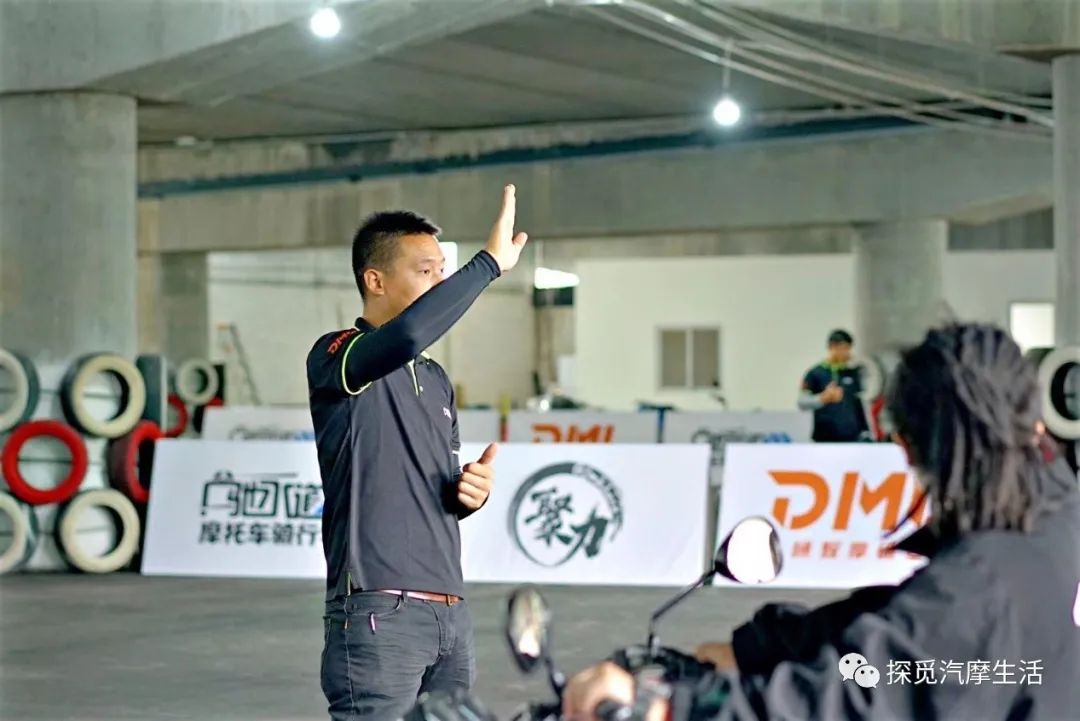 摩托车推把的正确方式,摩托车推把是什么原理