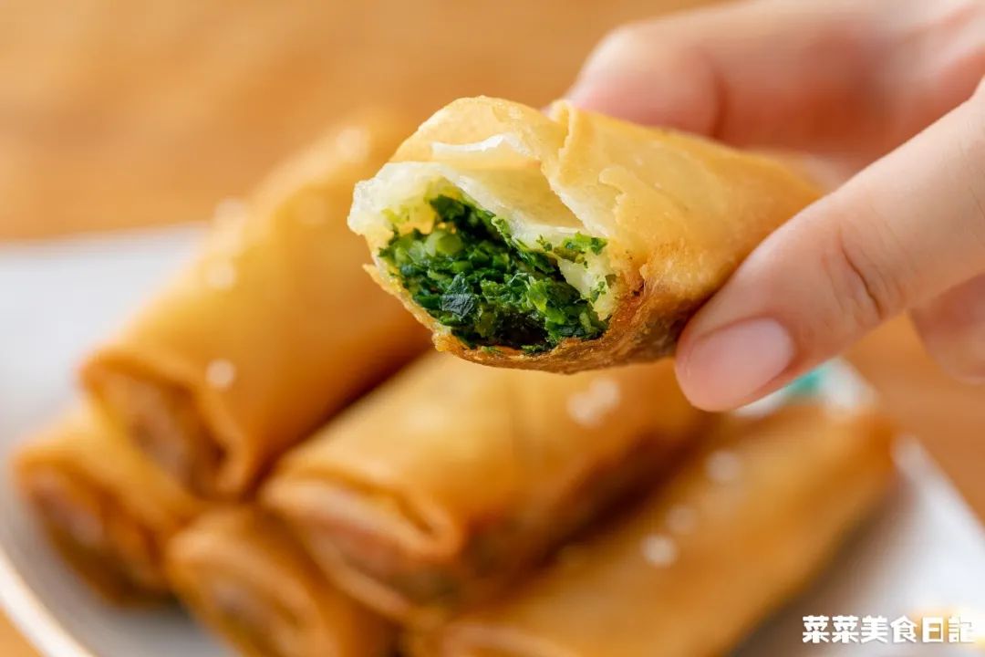 折腾一下午的年夜饭终于上桌了,历时五小时为家人做一顿年夜饭