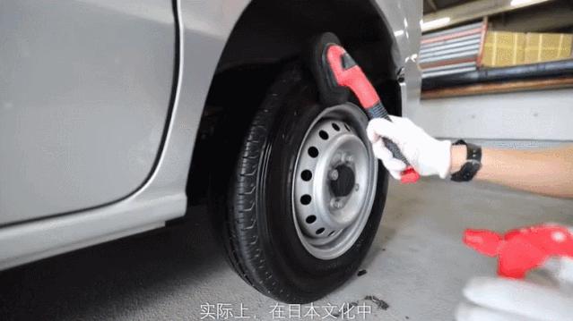 曝日本美女快递员工作细节,网友:太“变态”了