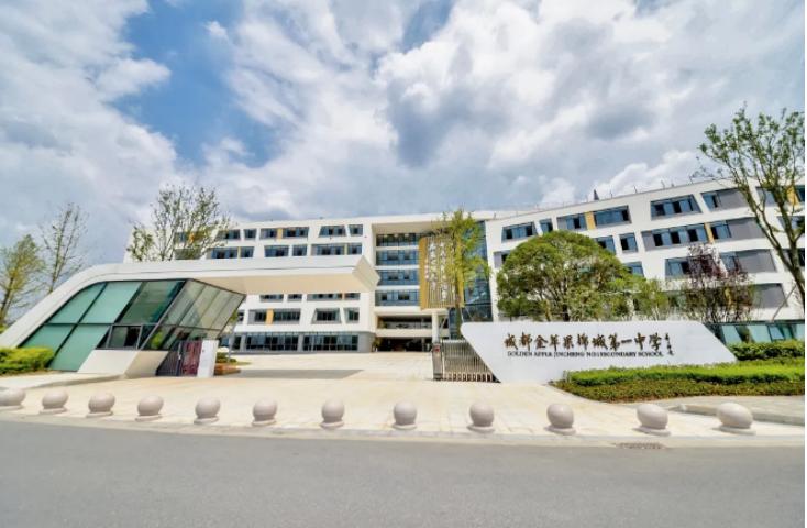 成都高新区两个网红学校,大家心目中的成都