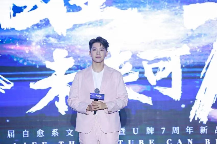 不忘初心砥砺前行实现民族复兴,不忘初心砥砺前行奋力谱写新篇章