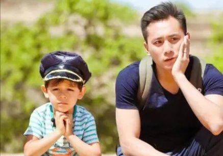 刘烨谈谢娜刘烨和谢娜在机场相遇,谢娜陪伴刘烨六年最终还是分开