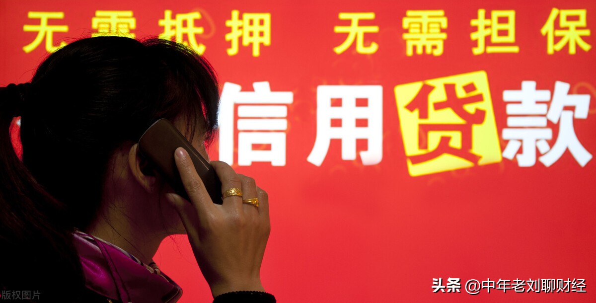 借款人死亡是否可以向家人要债,借款人死了还有债务怎么办