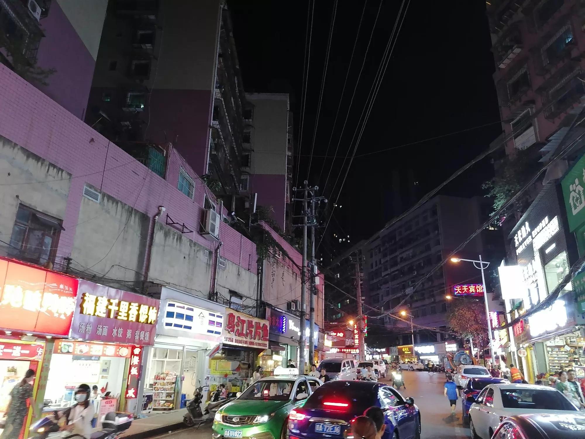 贵州贵阳青岩古镇旅游游记,贵州贵阳青岩古镇迎参观热潮