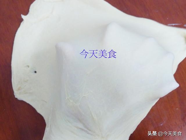 怎样用面包机做出松软拉丝的面包,手工制作面包