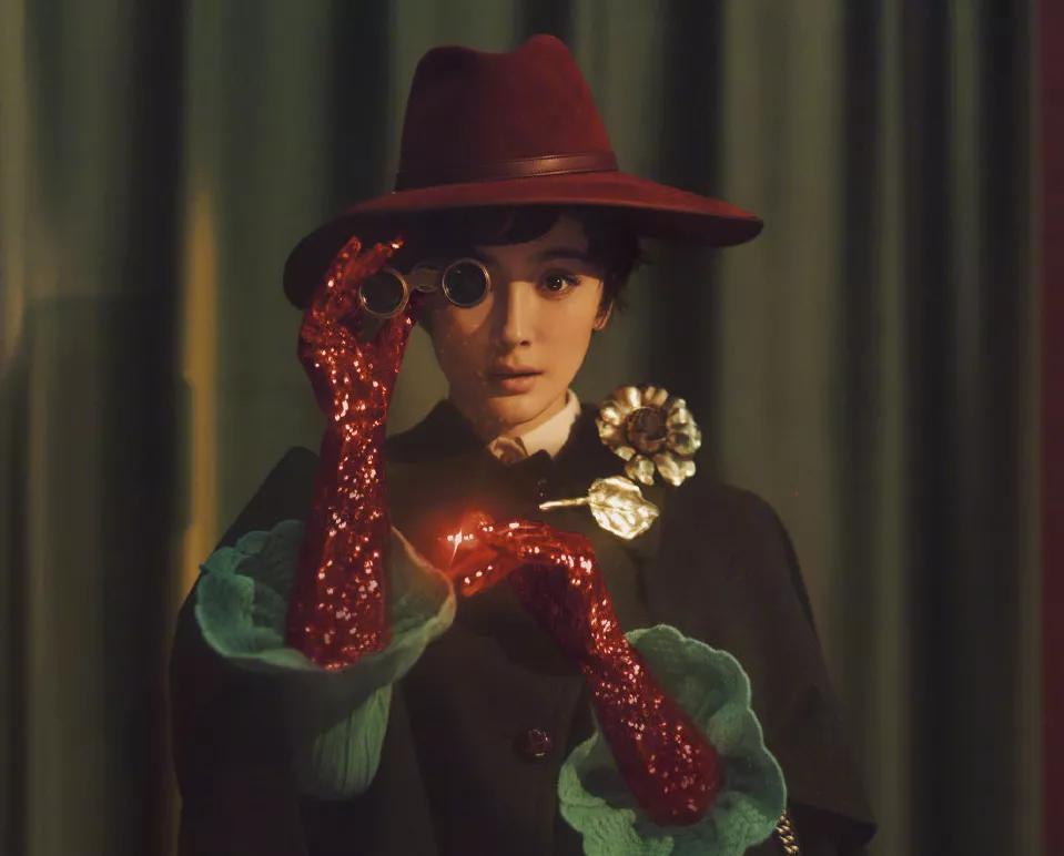 杨幂短发造型曝光,杨幂短发造型撞脸孙俪