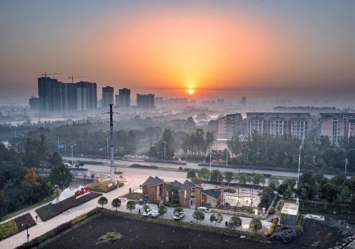 四川各城市消费水平和收入排名,绵阳市消费排名