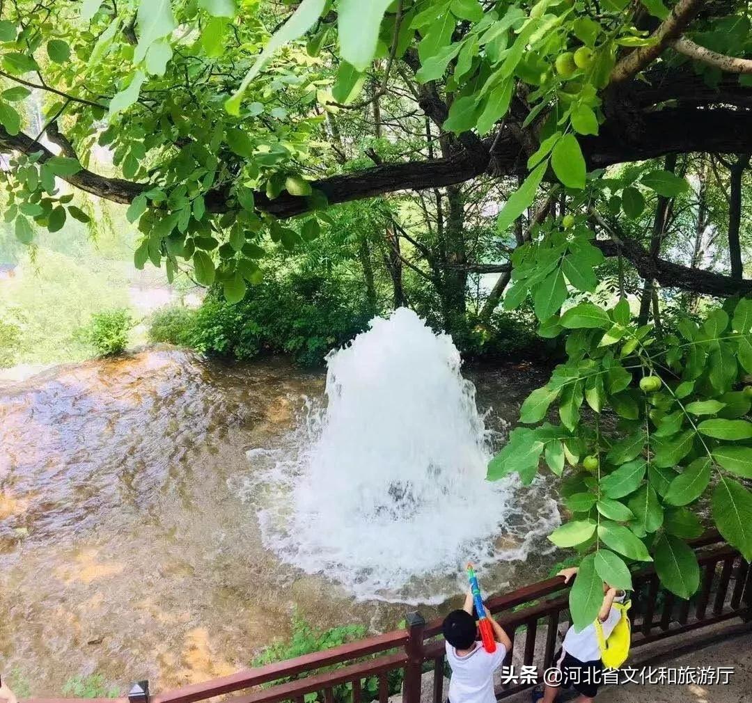 沕沕水景区几月份去最好,沕沕水水帘洞和百丈飞瀑