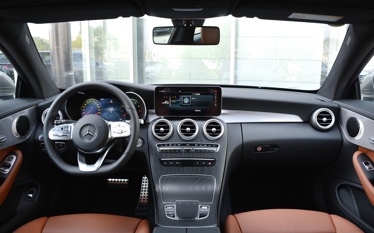 你会放弃燃油车选择新能源汽车吗,奔驰c级和宝马3系奥迪a4l怎么选