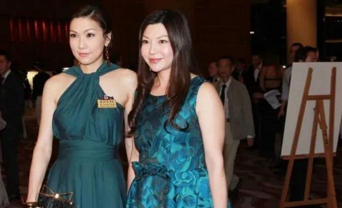 40岁女性必备的路易威登包,香港太太的日常生活