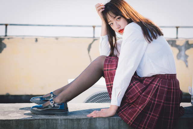 为什么黑丝对男的诱惑这么大?对黑丝毫无抵抗力呢?