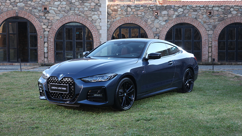 全新一代宝马4系最新消息,最新款宝马一系试驾感受