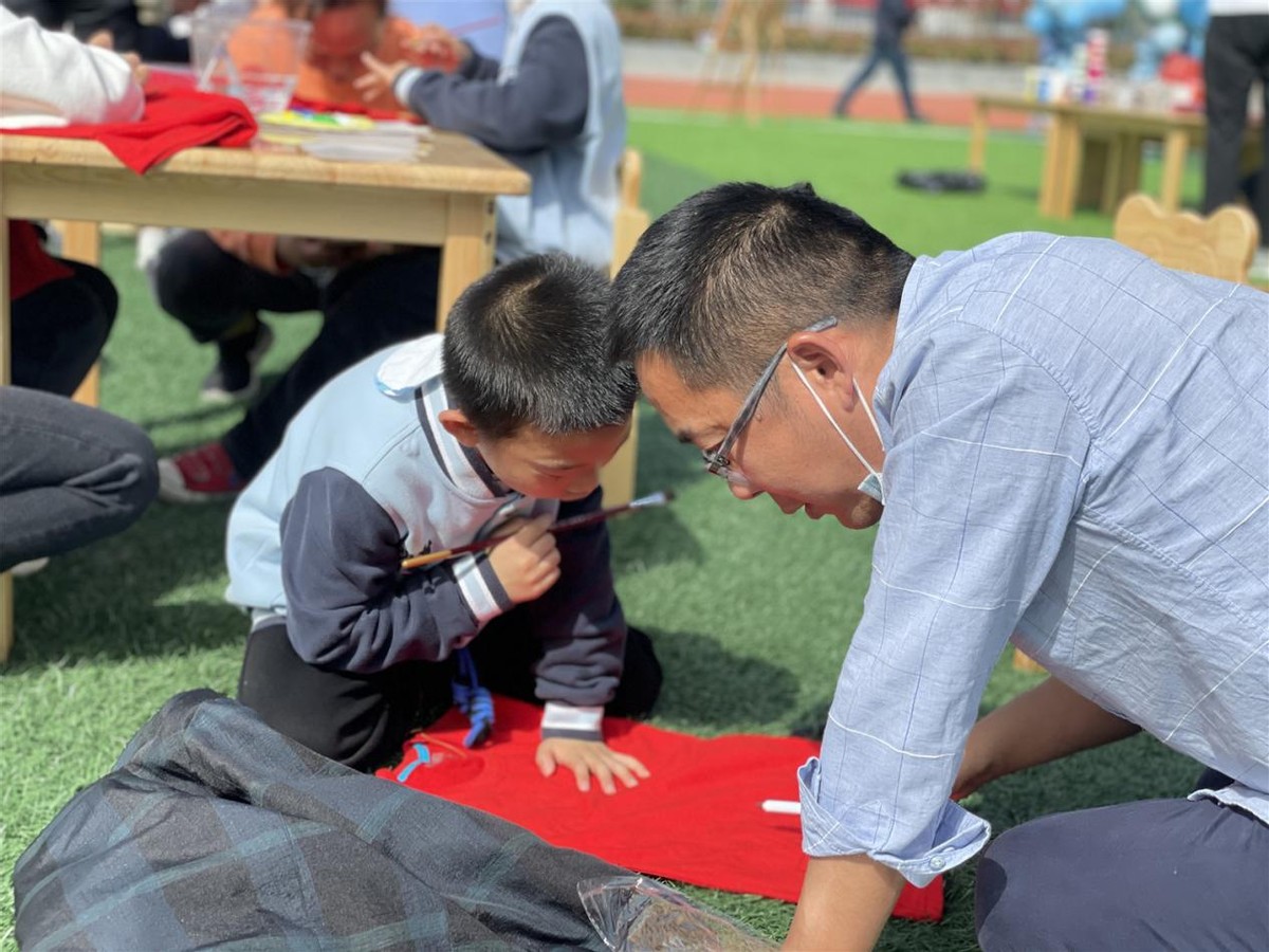 我的童年我做主简笔画图文,亲子diy手绘涂鸦暖场活动