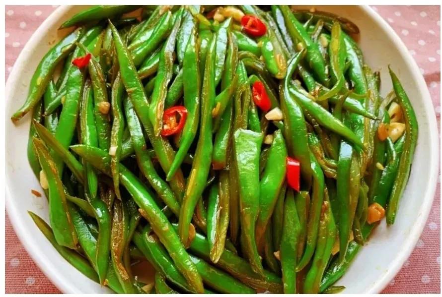 炒素合菜的做法大全集,素炒黄豆芽菜最好吃的做法