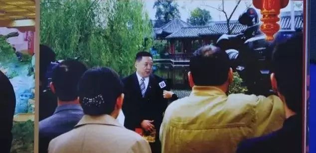 成都杨百万的传奇人生,成都杨百万开的火锅店