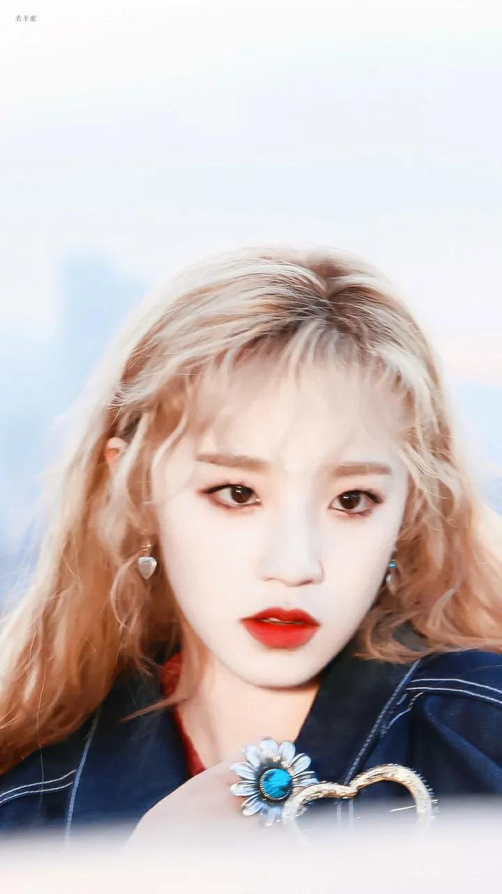 脸上太油怎么办,脸很油该怎么补水