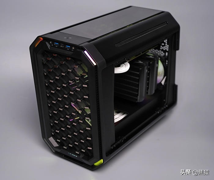 安钛克CUBEDRAK装机展示,11700+ROGB560-G+3080TI