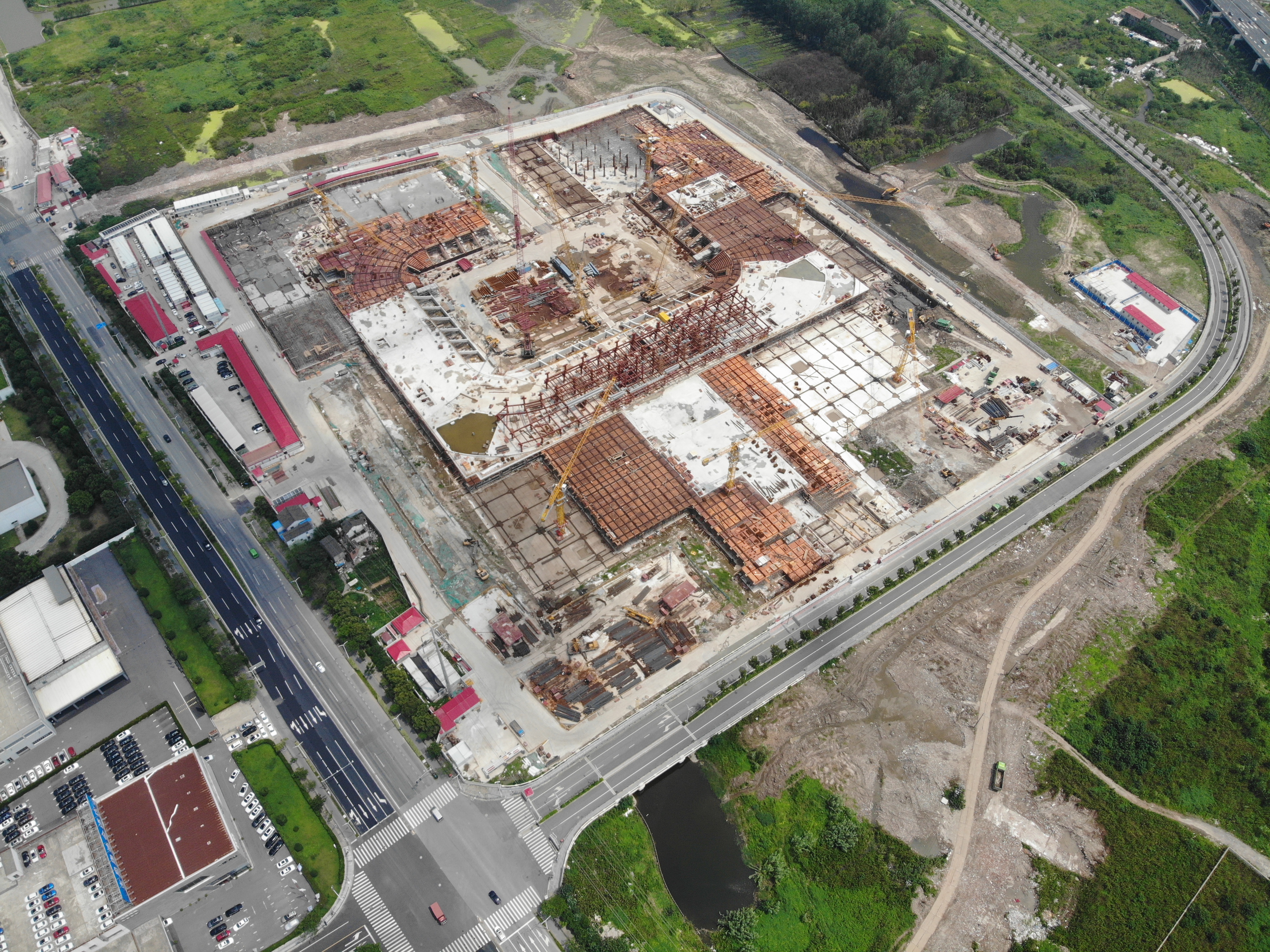 上港浦东足球场效果图,上海浦东足球场最近的比赛