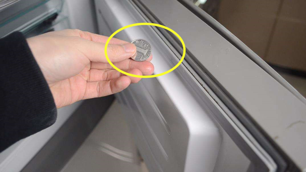 冰箱密封条破裂了怎么补救,冰箱密封条脱胶怎么补救