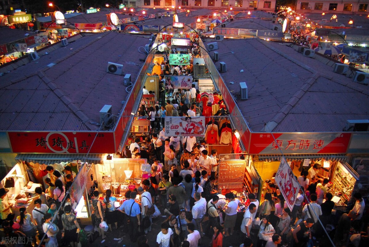 上海最大的服装饰品批发市场,曾经最热闹的上海襄阳路服装市场